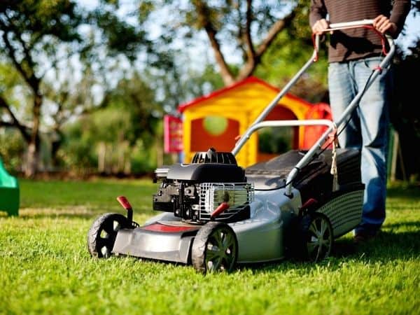 how to make money as a teenager mow lawns